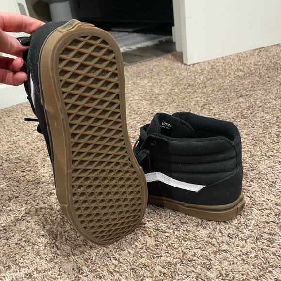 Vans Shoes | Mens Size 8 Black High Top Vans, Gum Sole | Color: Black | Size: 8 | Kjap917's Closet